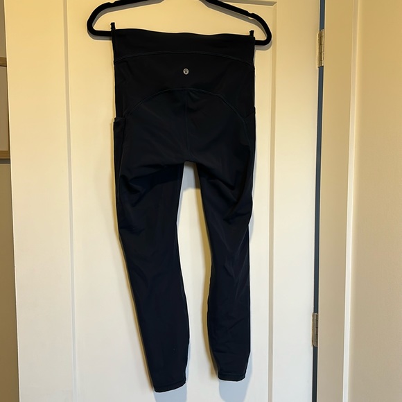 Lululemon Fast and Free High-Rise Tight 25'' in True Navy - Picture 2 of 4